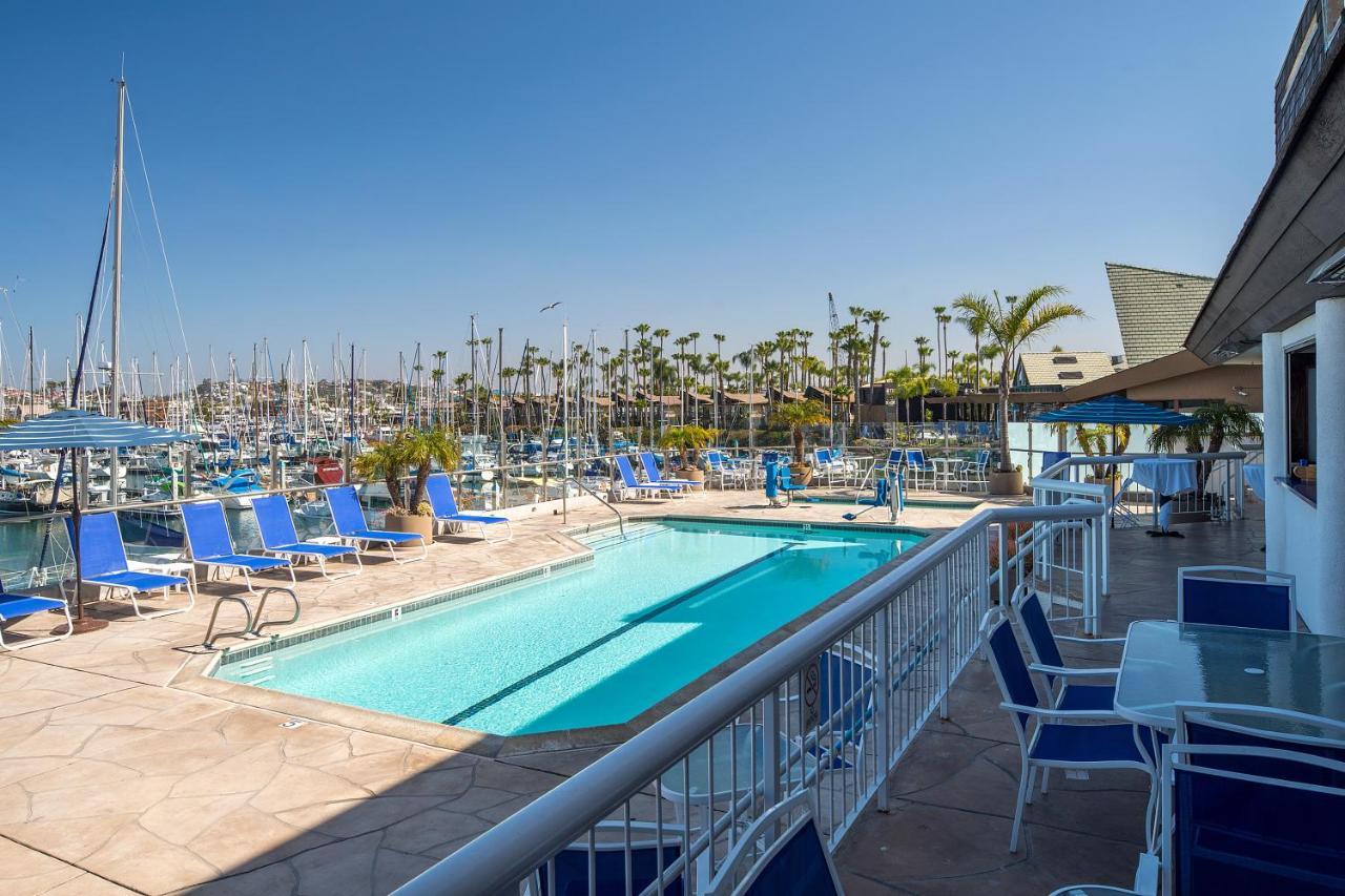 Bay Club Hotel And Marina Сан Диего Екстериор снимка