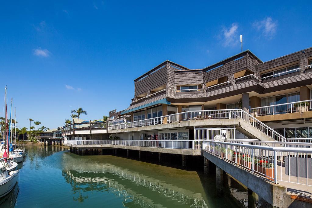 Bay Club Hotel And Marina Сан Диего Екстериор снимка
