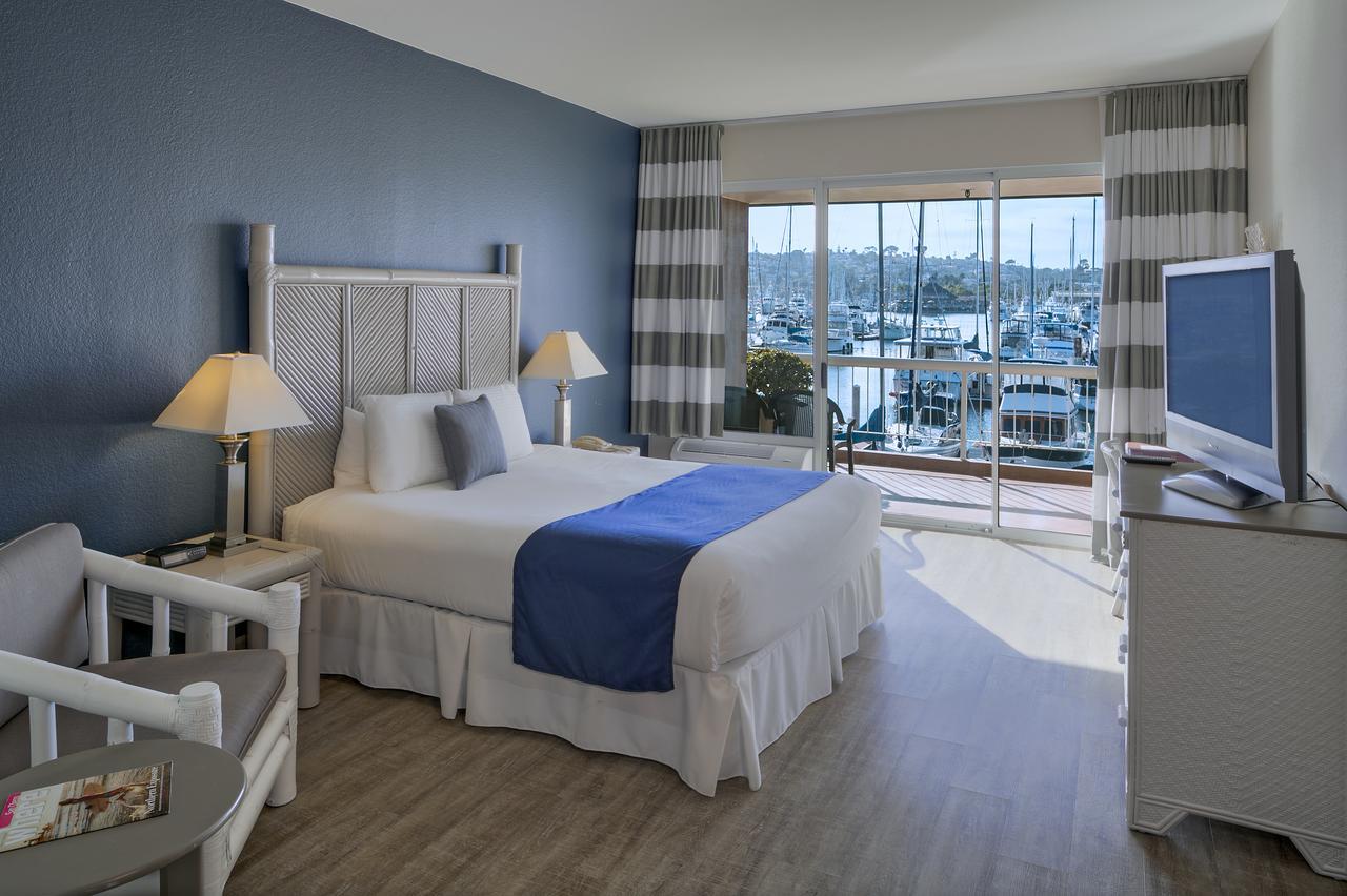 Bay Club Hotel And Marina Сан Диего Екстериор снимка