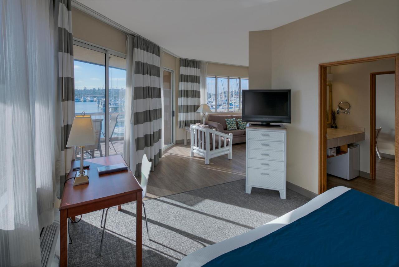Bay Club Hotel And Marina Сан Диего Екстериор снимка